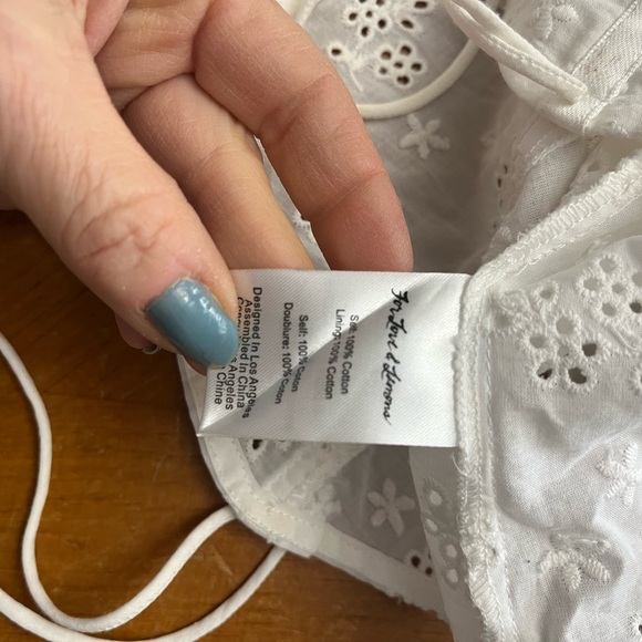 Eyelet white summer top - Picture 5 of 5